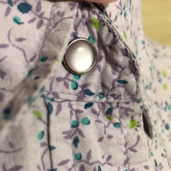 Crazy Cowgirl Lilac Purple Pearl Snap Floral Print I Sleeveless Collared Top Sm - Picture 3 of 13